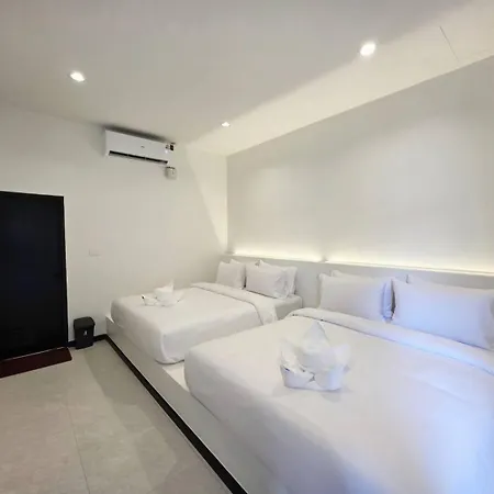 Skyline Resort Ban Khlong Lat Bua Khao Exterior photo